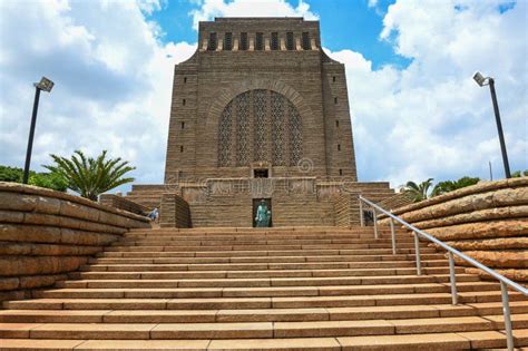 edt to south africa time|EDT to Pretoria, South Africa .